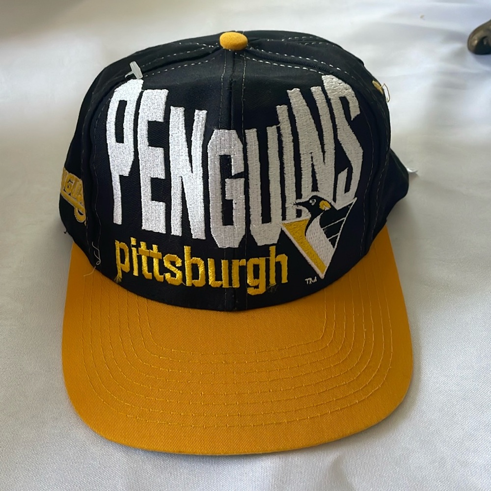 Vintage 90’s Pittsburgh PenguinsHat
